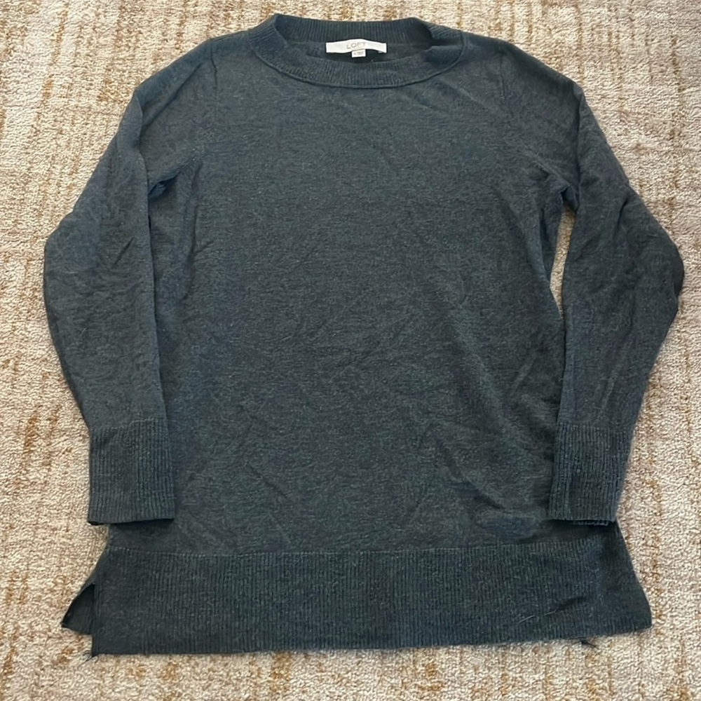 Ann Taylor loft gray sweater